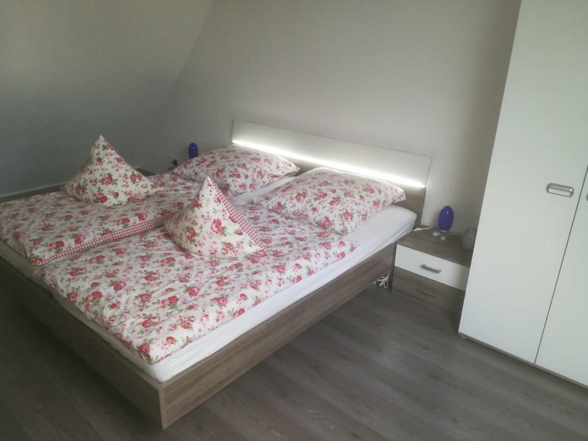 Top Ferienwohnung 125 M² In Salem 잘렘 외부 사진