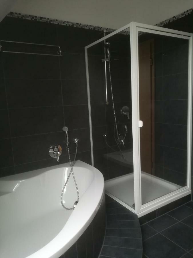 Top Ferienwohnung 125 M² In Salem 잘렘 외부 사진