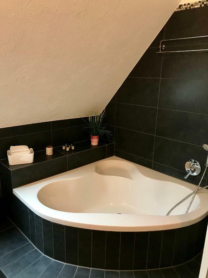 Top Ferienwohnung 125 M² In Salem 잘렘 외부 사진